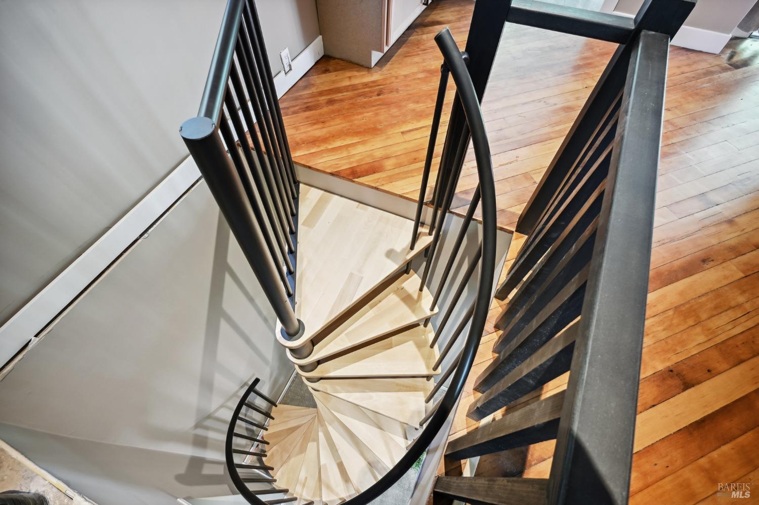 21713 Starrett Hill Dr