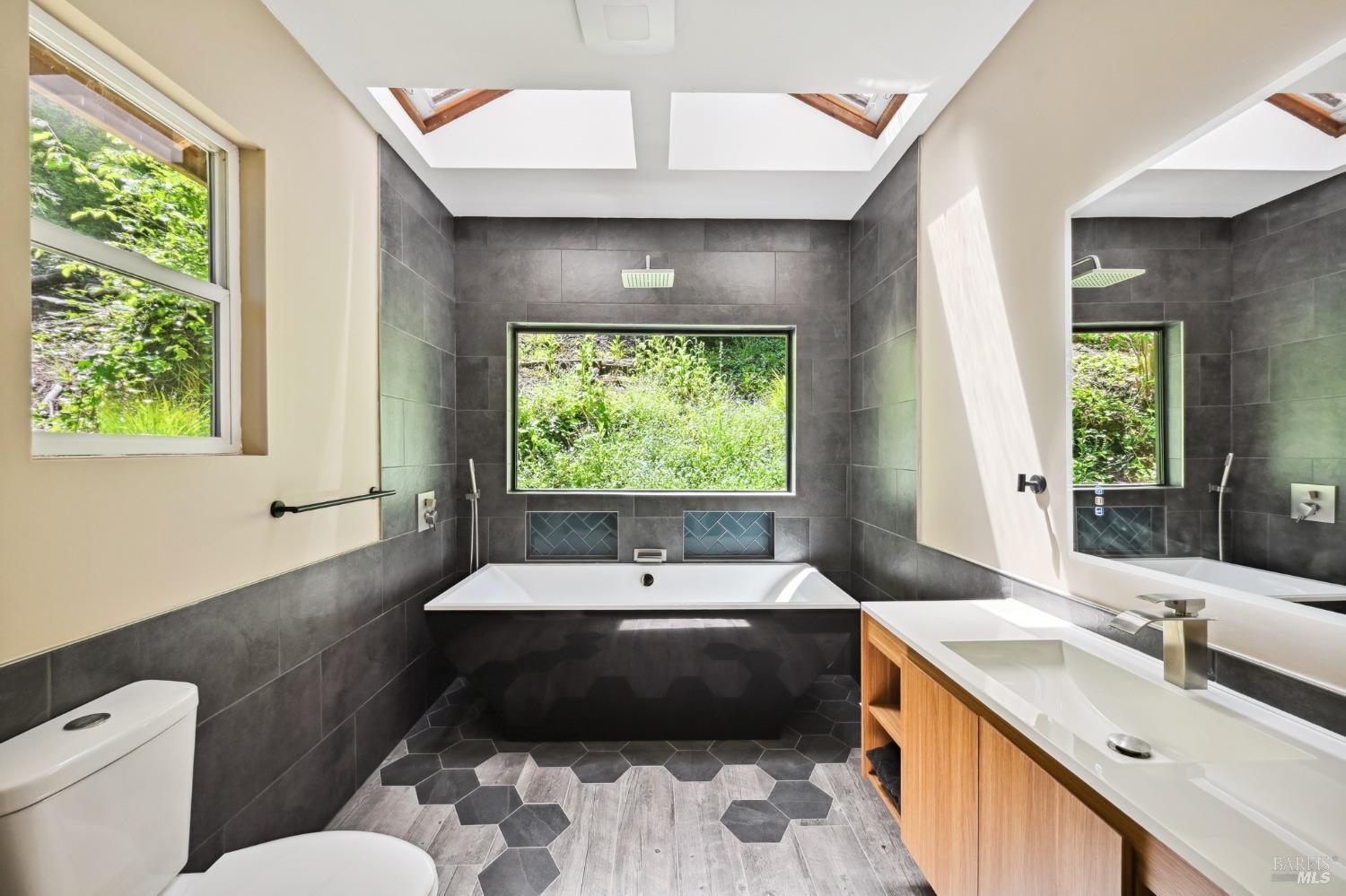 21713 Starrett Hill Dr