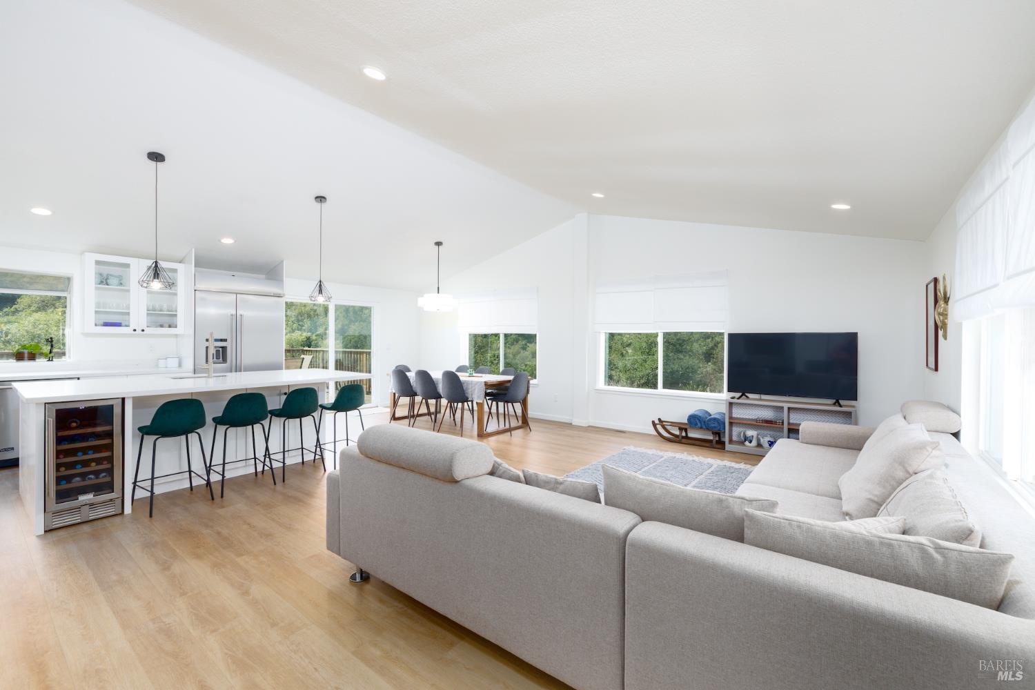 4329 Sonoma Mountain Rd