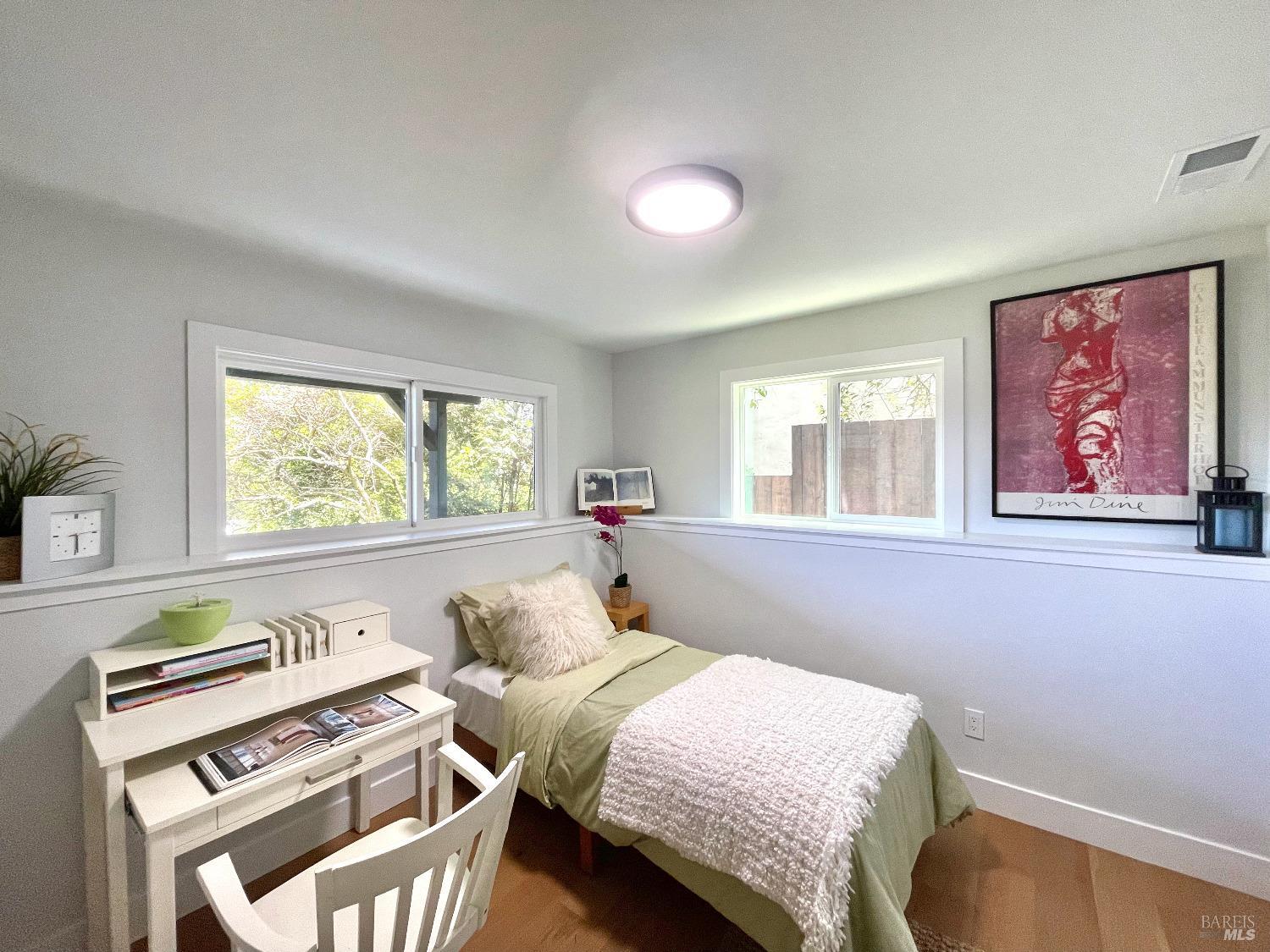 39 Midway Ave