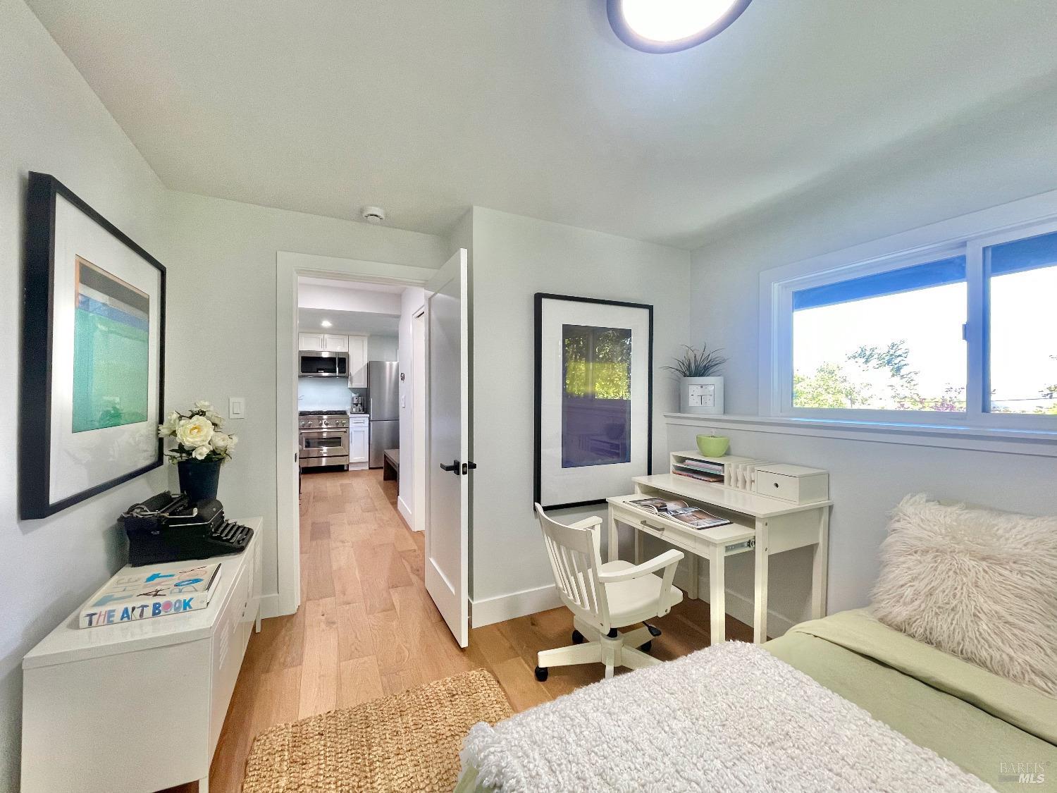 39 Midway Ave