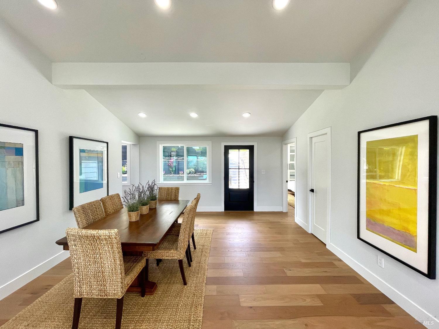 39 Midway Ave