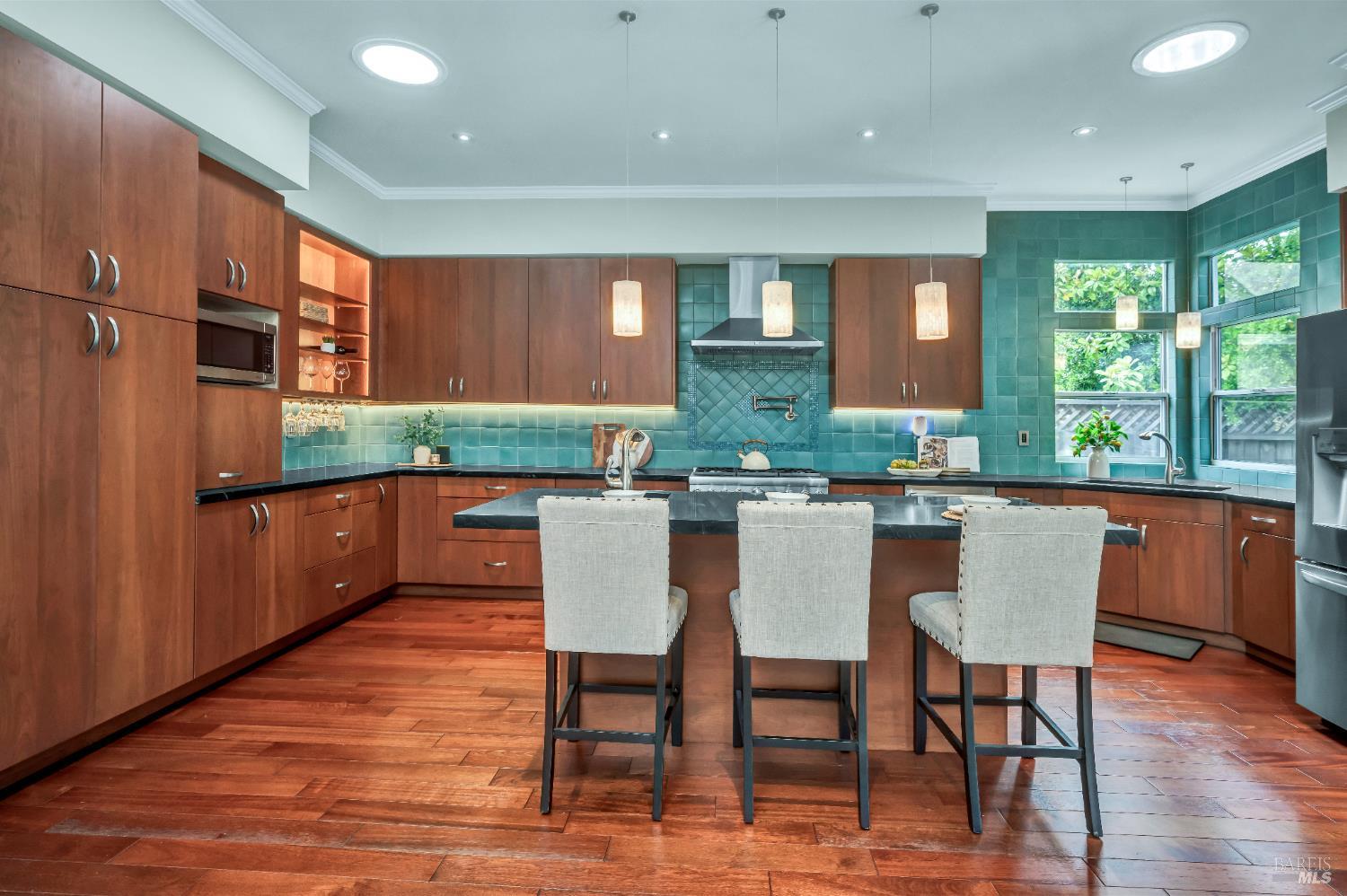 4736 Winding Creek Ave