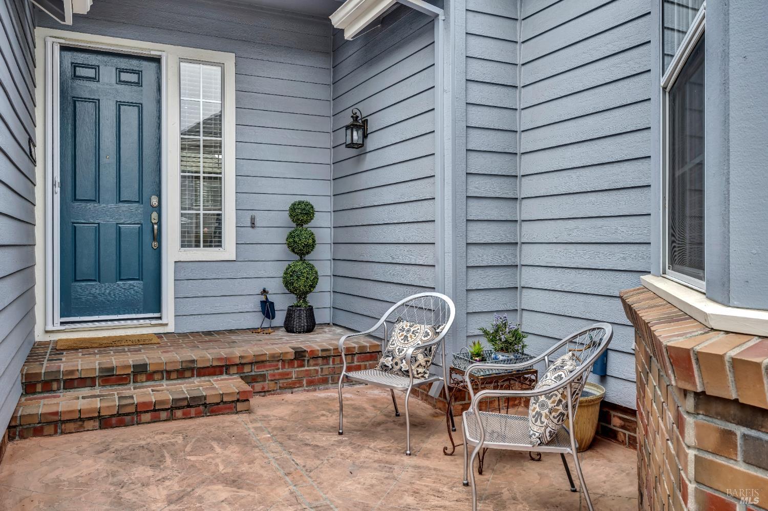 4736 Winding Creek Ave