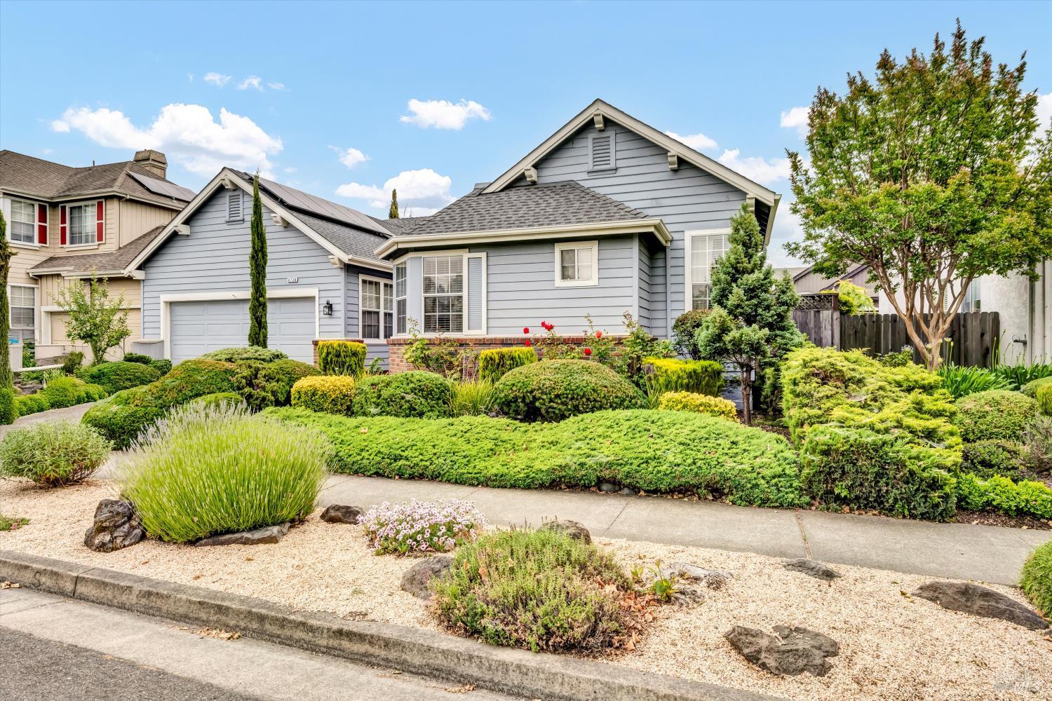 4736 Winding Creek Ave