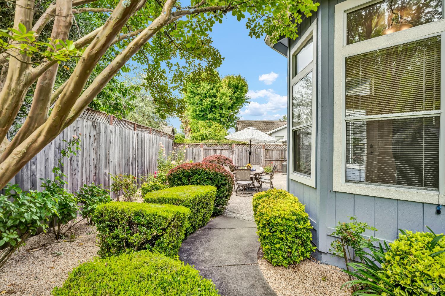 4736 Winding Creek Ave