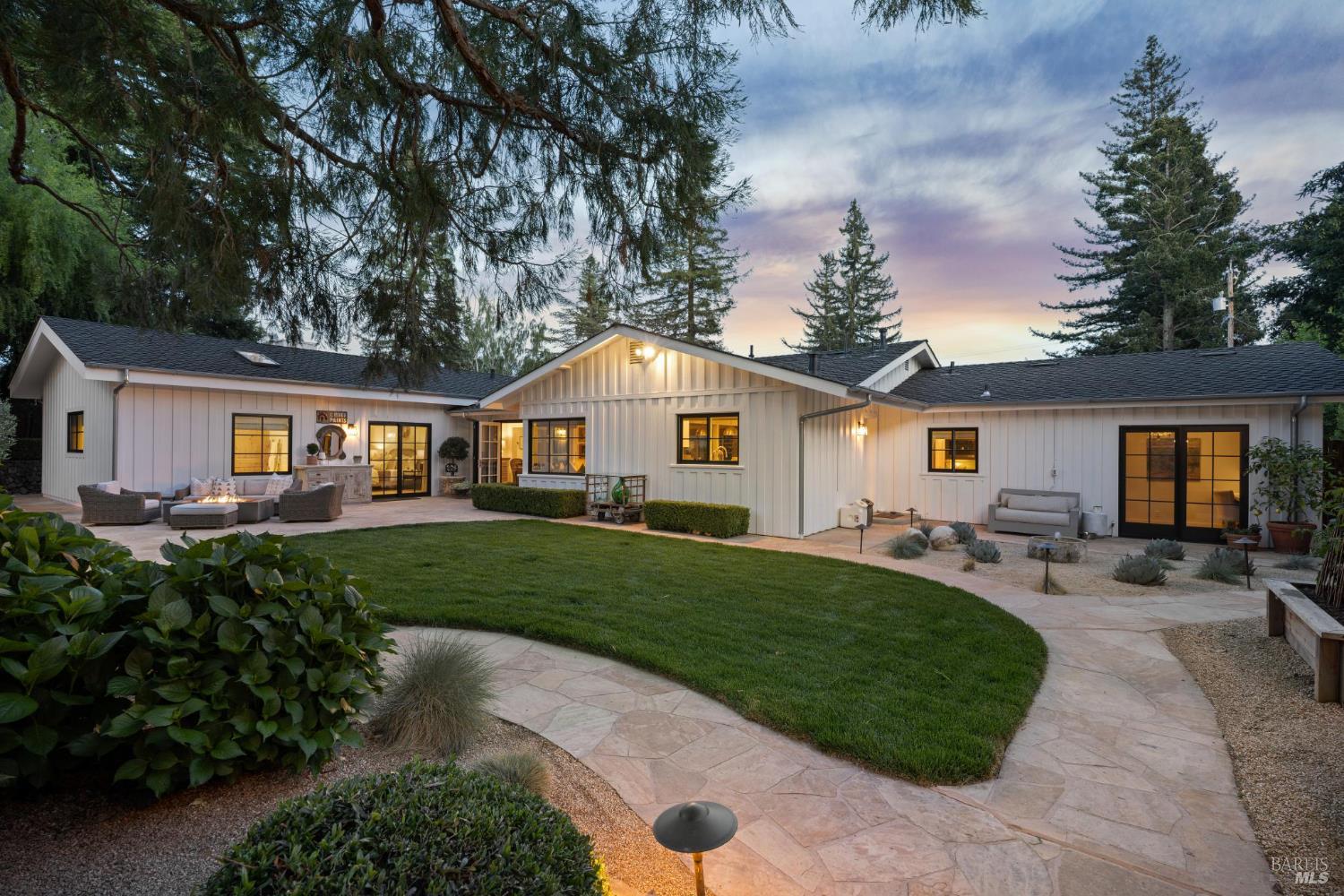 1040 Rose Dr