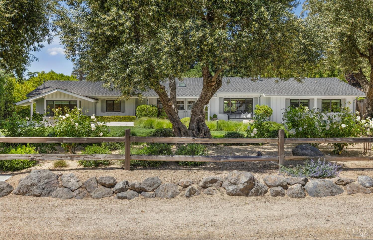 1040 Rose Dr