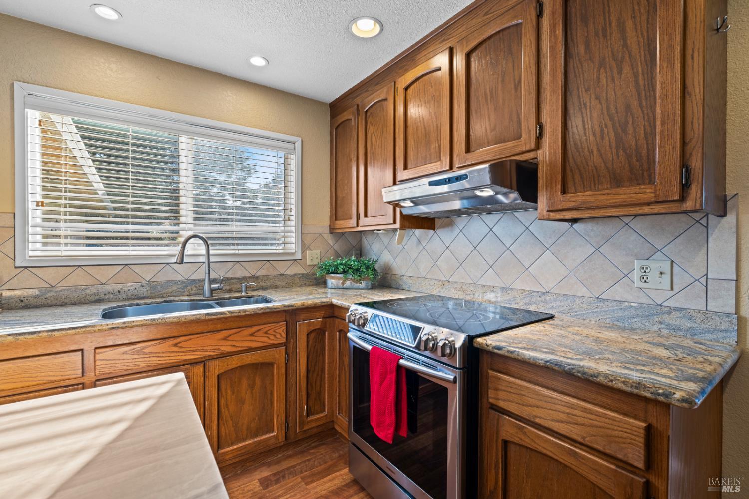 1187 Debbie Hill Road