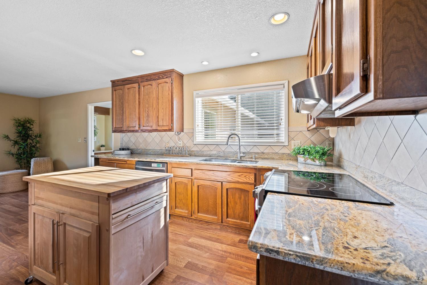 1187 Debbie Hill Road