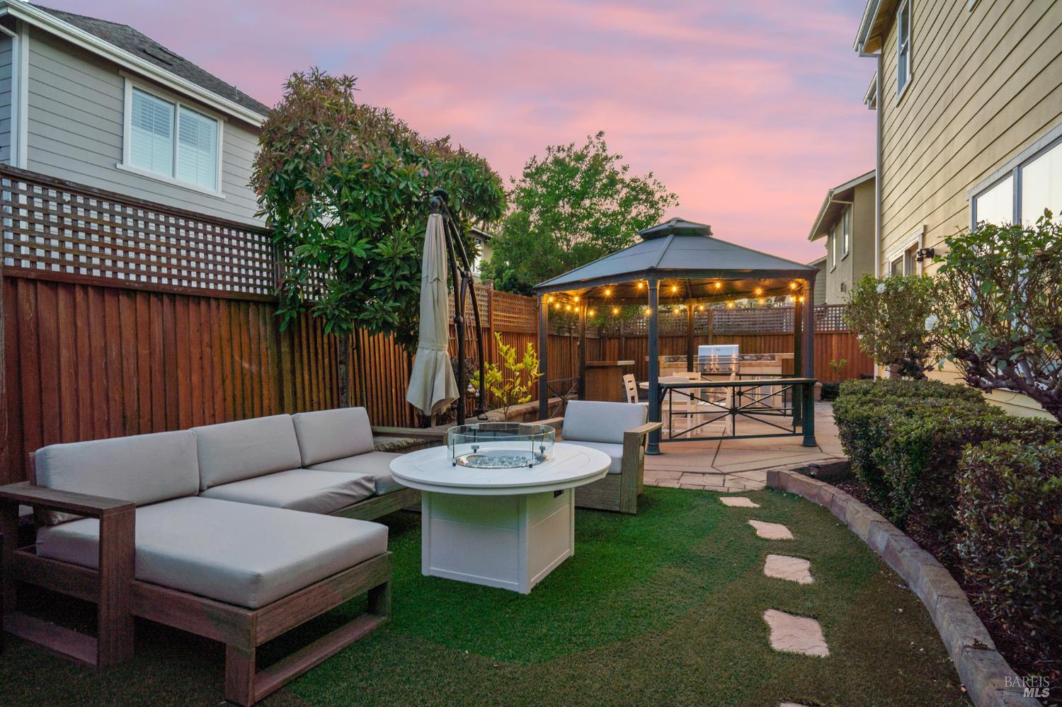 1727 Calle Ranchero Dr