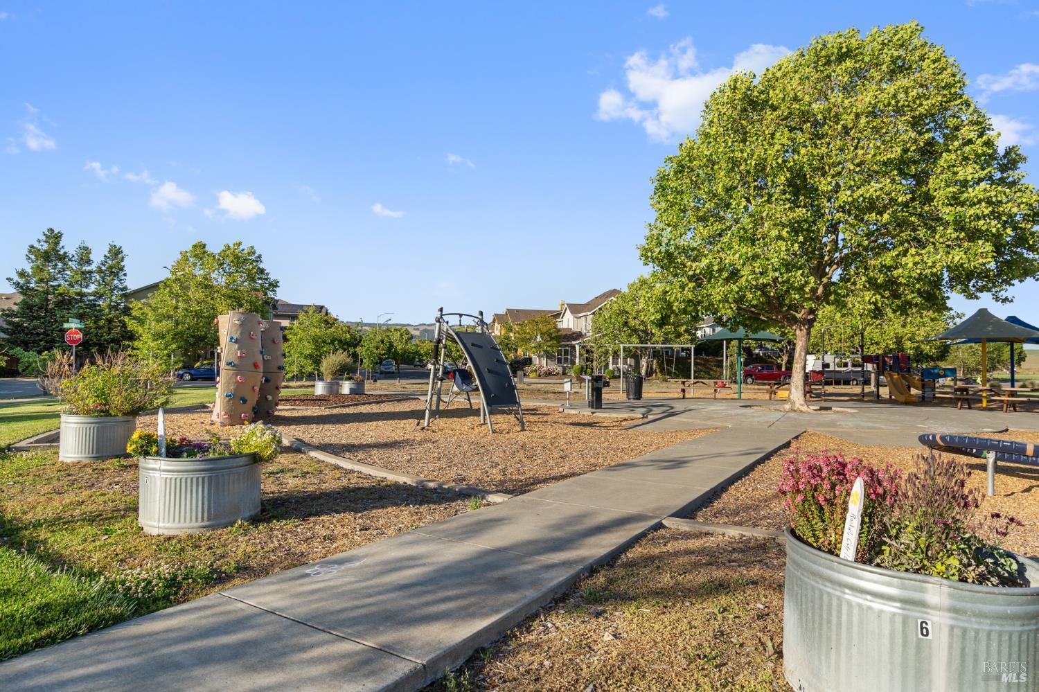 1727 Calle Ranchero Dr