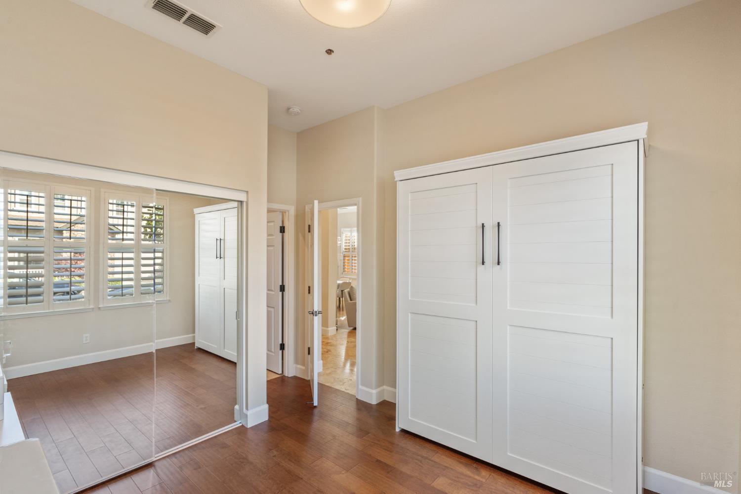 1727 Calle Ranchero Dr