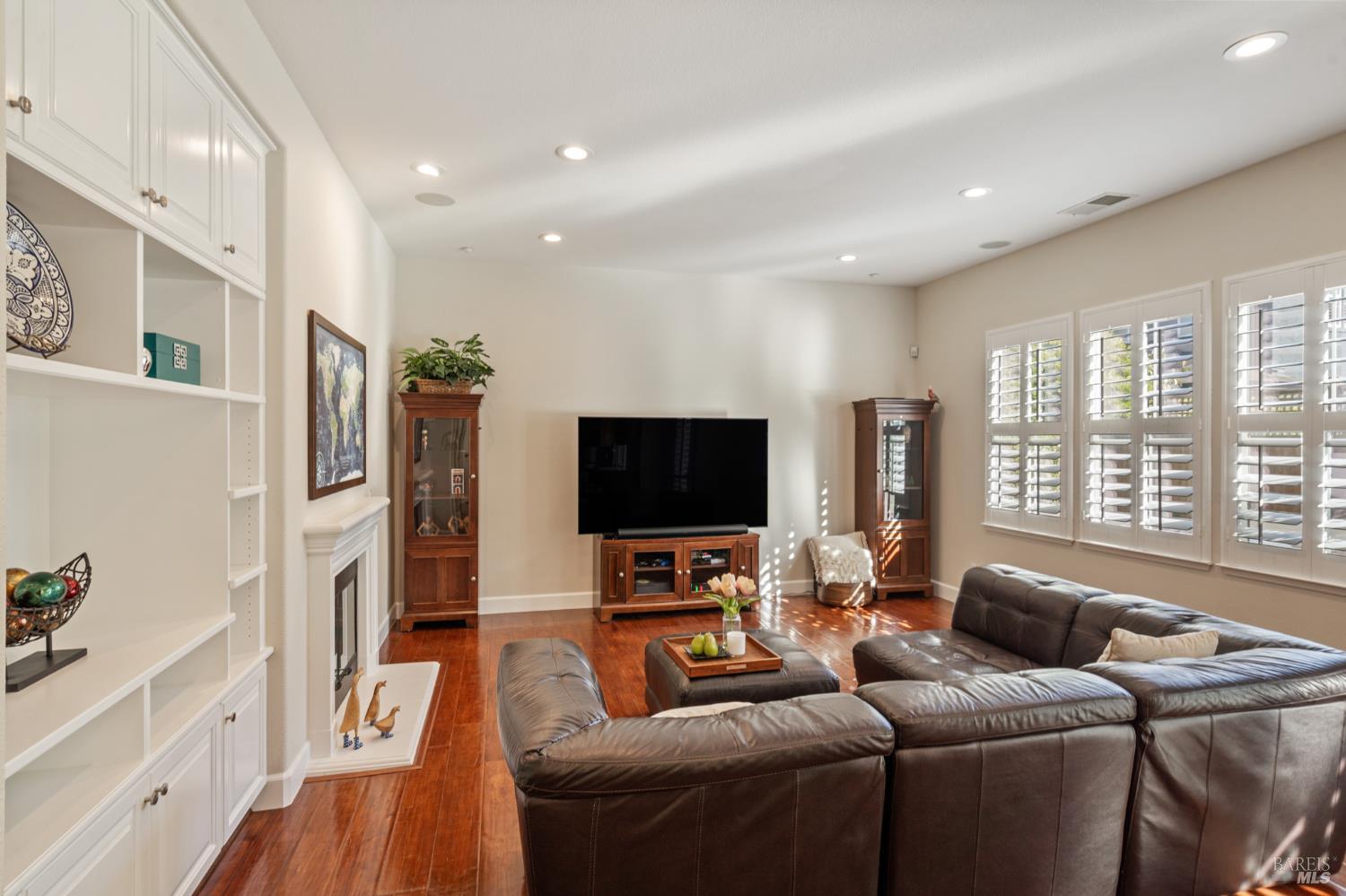 1727 Calle Ranchero Dr