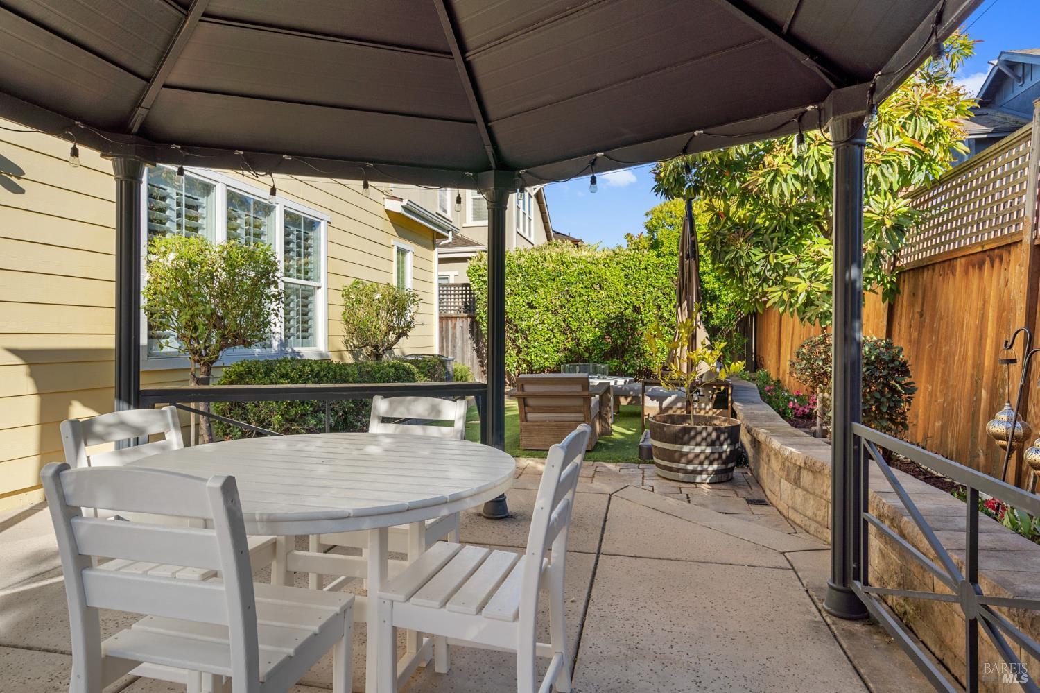 1727 Calle Ranchero Dr