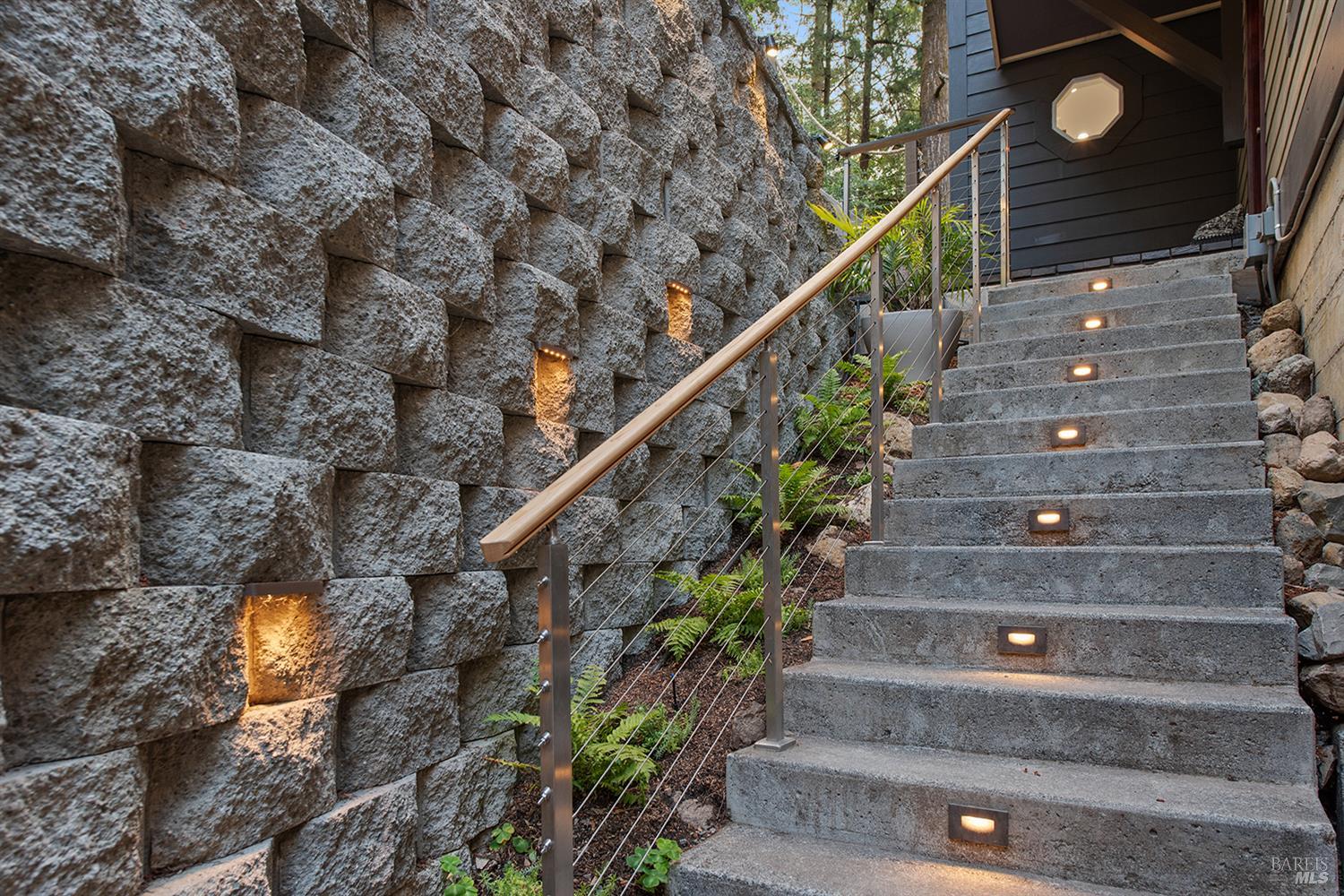 2045 Cazadero Hwy