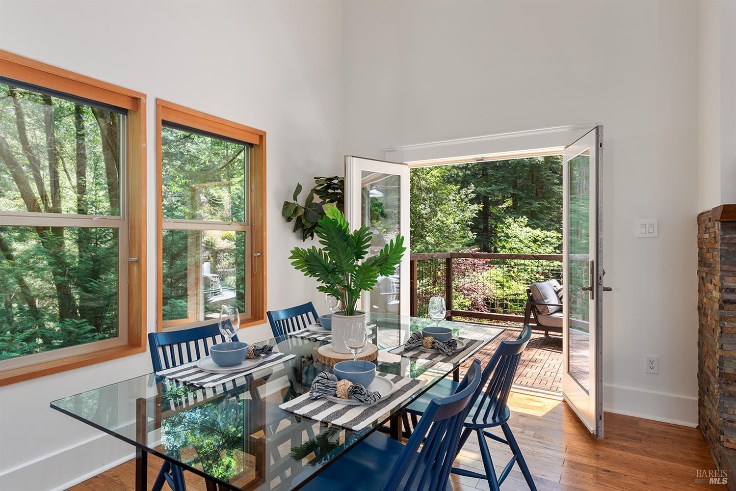 2045 Cazadero Hwy