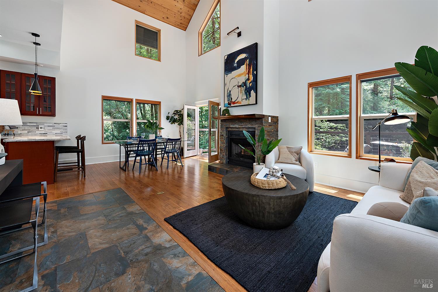 2045 Cazadero Hwy