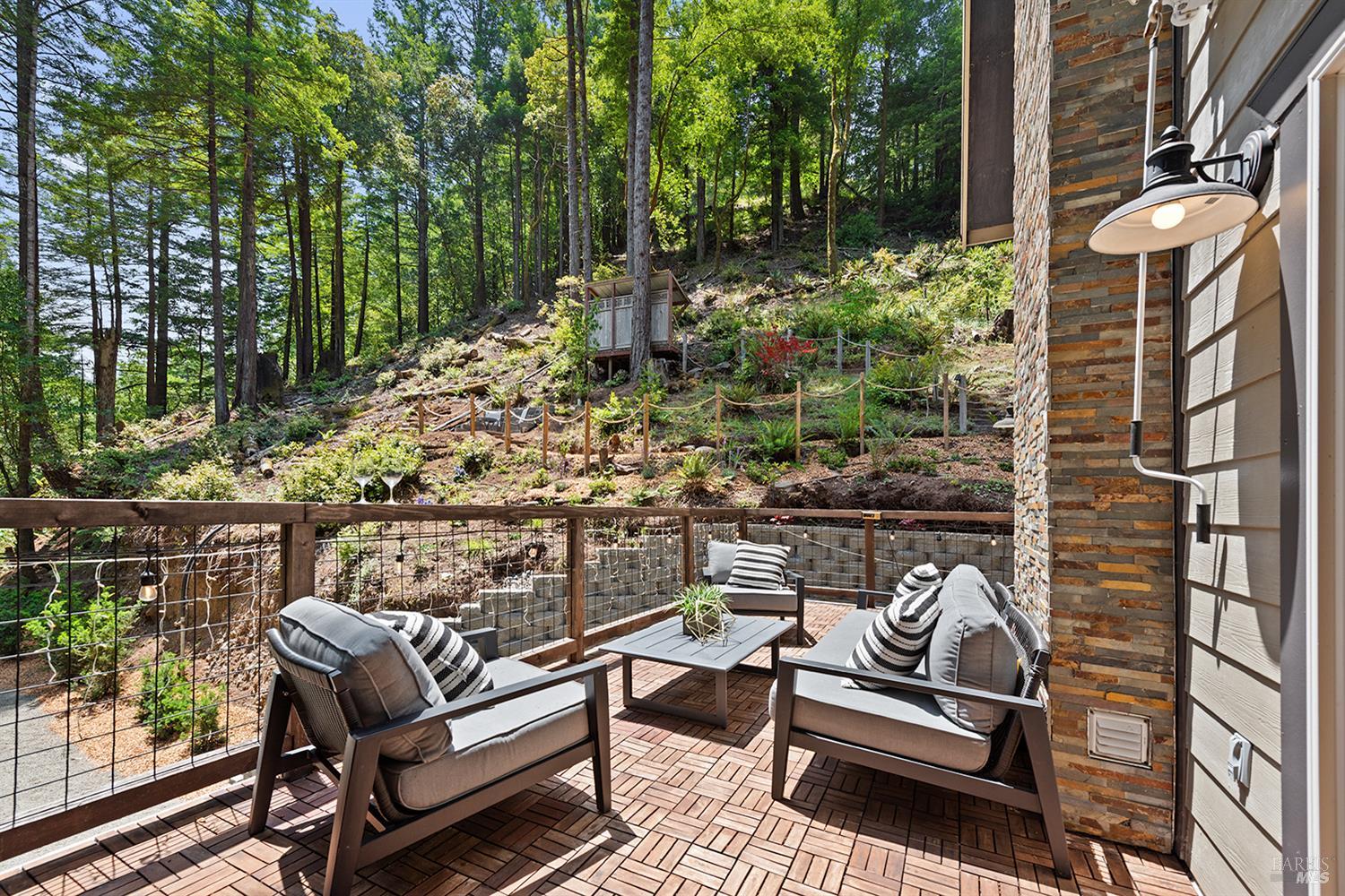 2045 Cazadero Hwy
