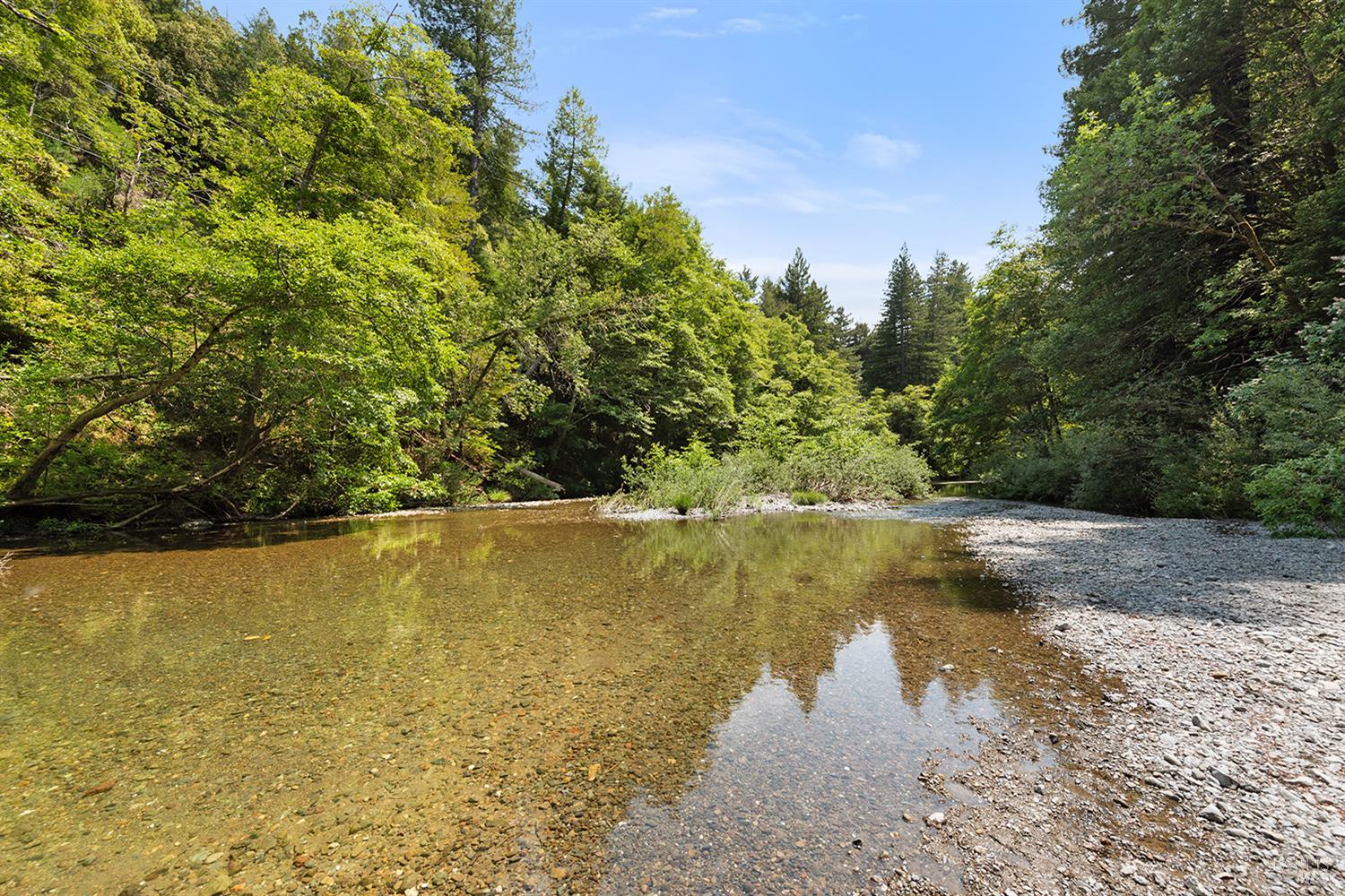 2045 Cazadero Hwy