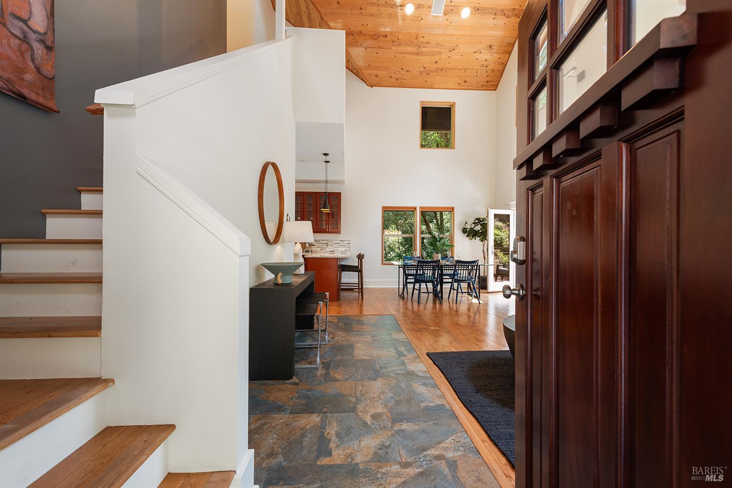 2045 Cazadero Hwy