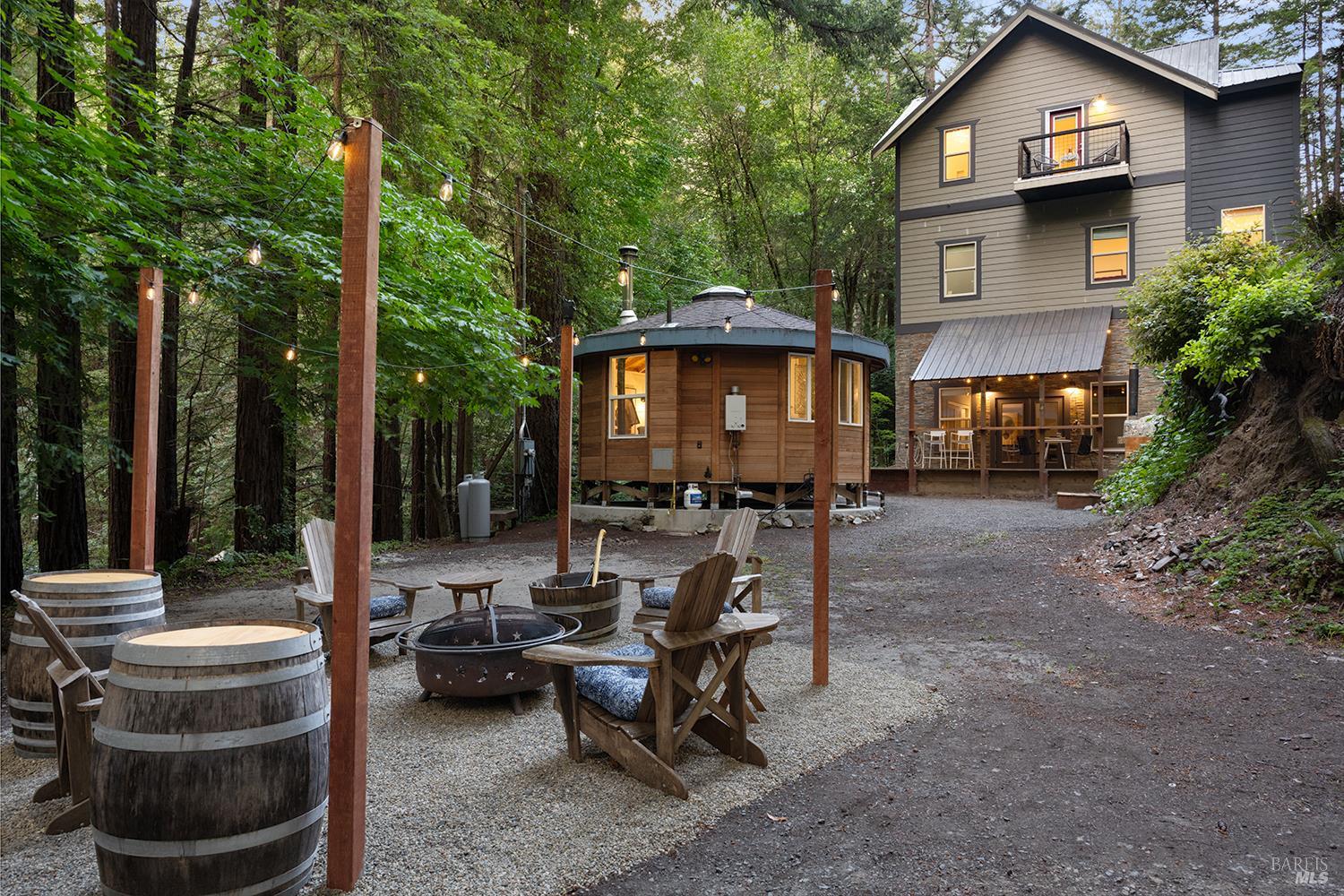 2045 Cazadero Hwy