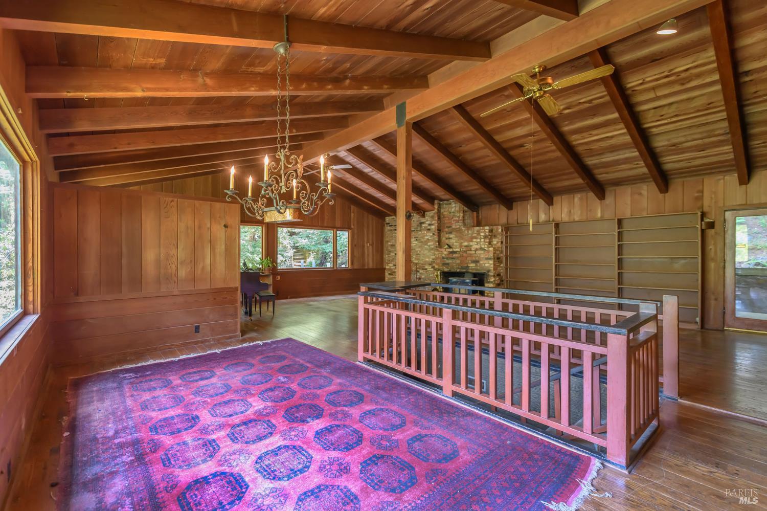 312 Shady Ln