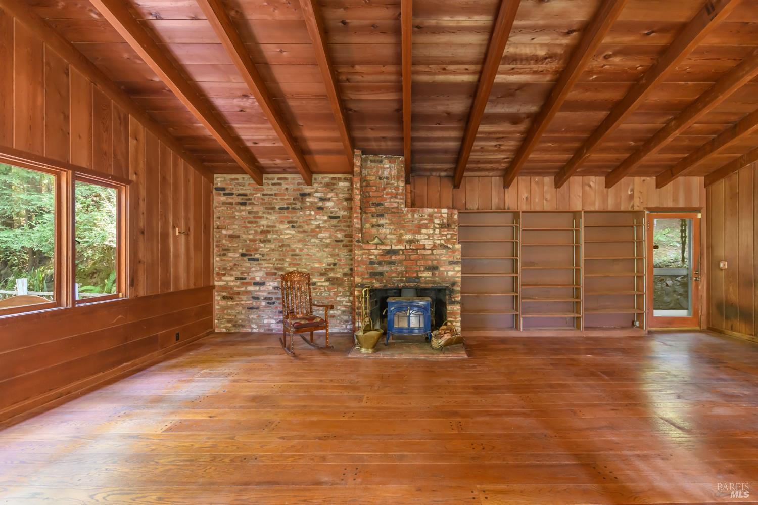 312 Shady Ln