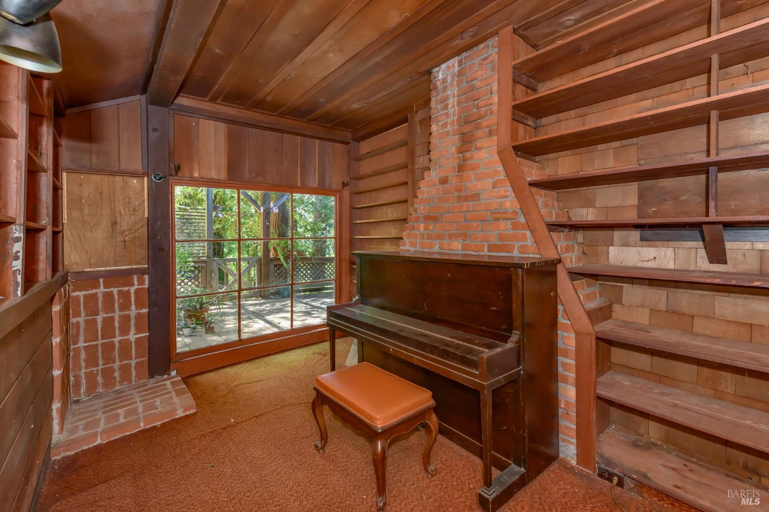 312 Shady Ln