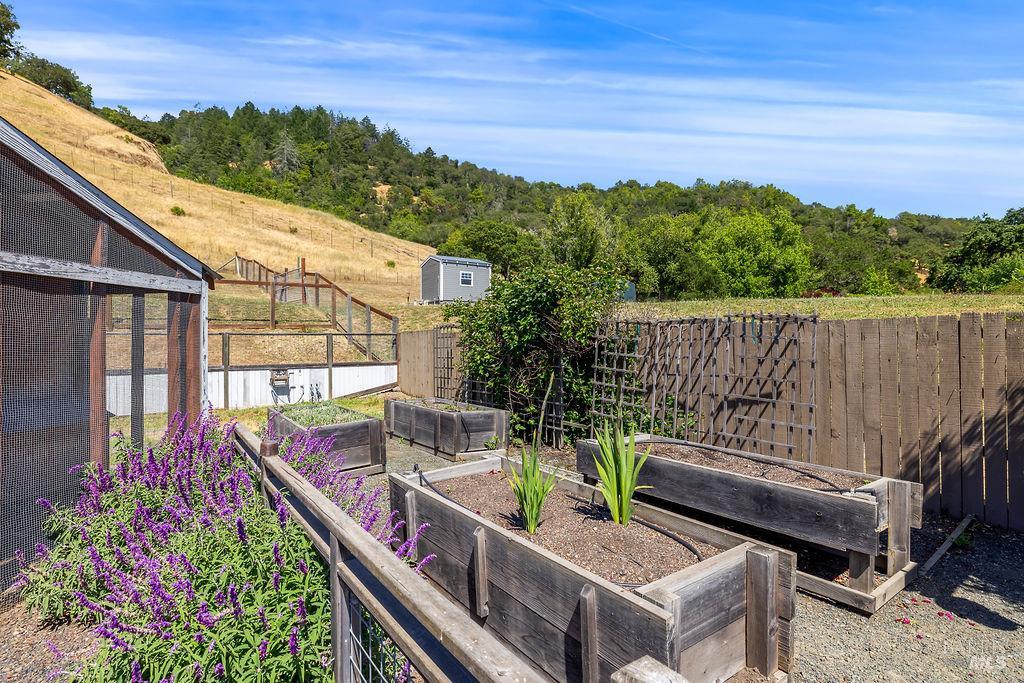 6577 Bennett Valley Rd