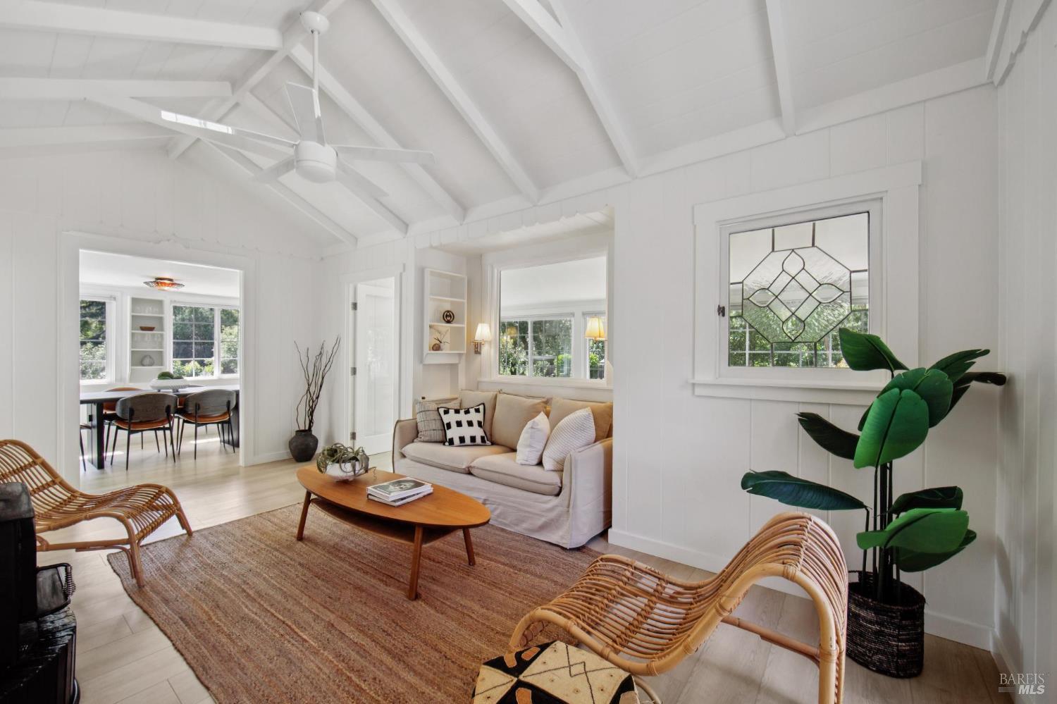 1240 Adobe Canyon Rd