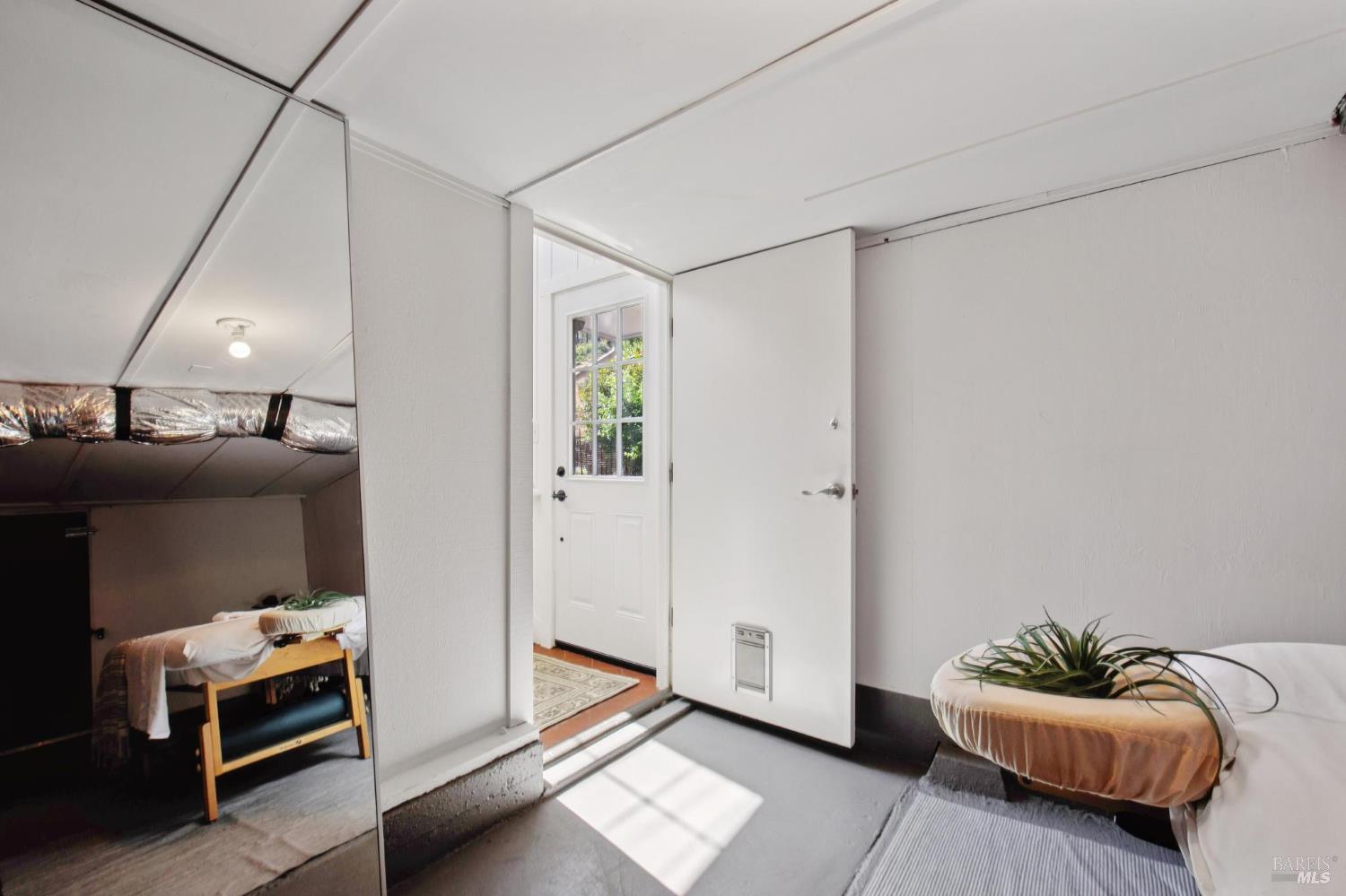 1240 Adobe Canyon Rd