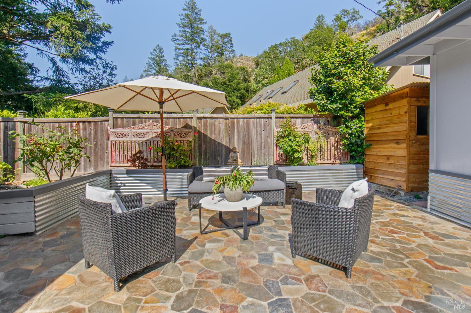 1240 Adobe Canyon Rd