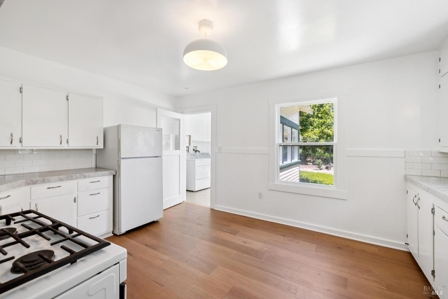 7738 Saint Helena Hwy