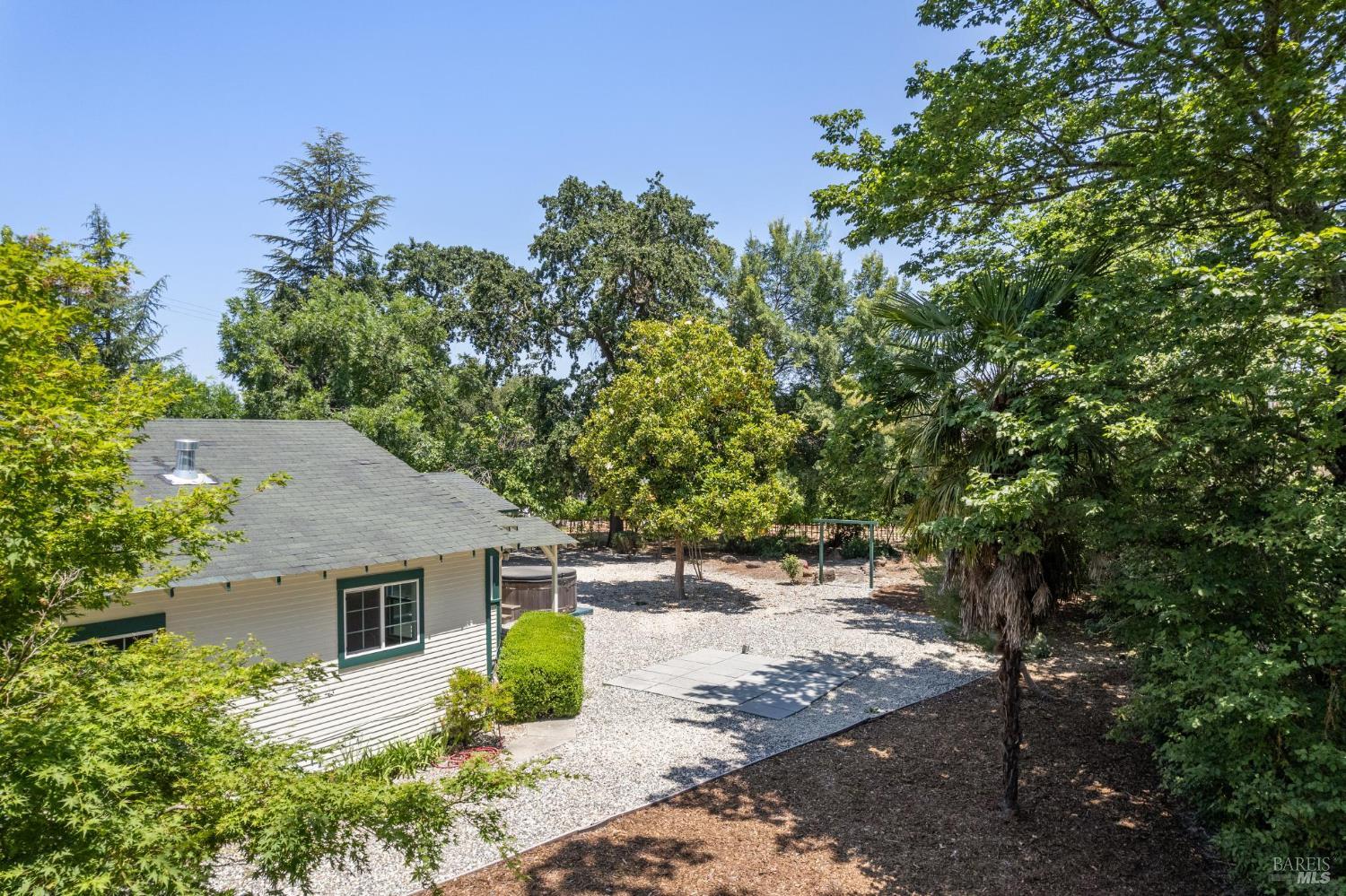 7738 Saint Helena Hwy