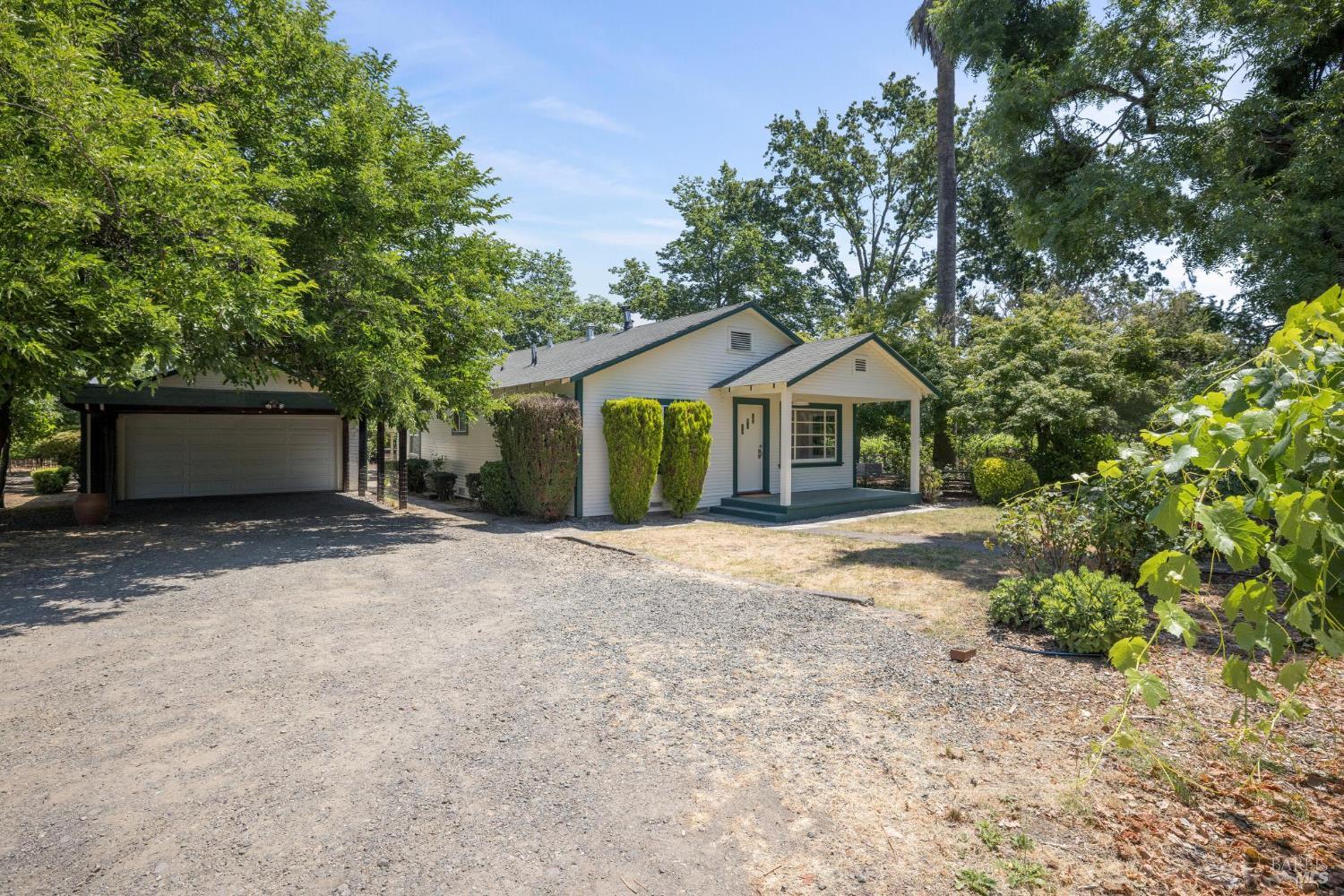 7738 Saint Helena Hwy