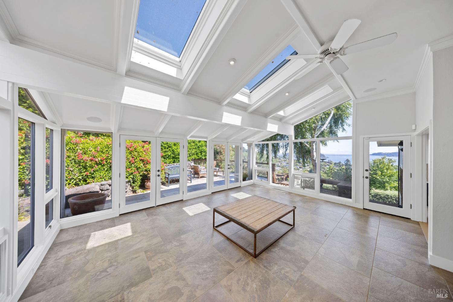 186 Stewart Dr