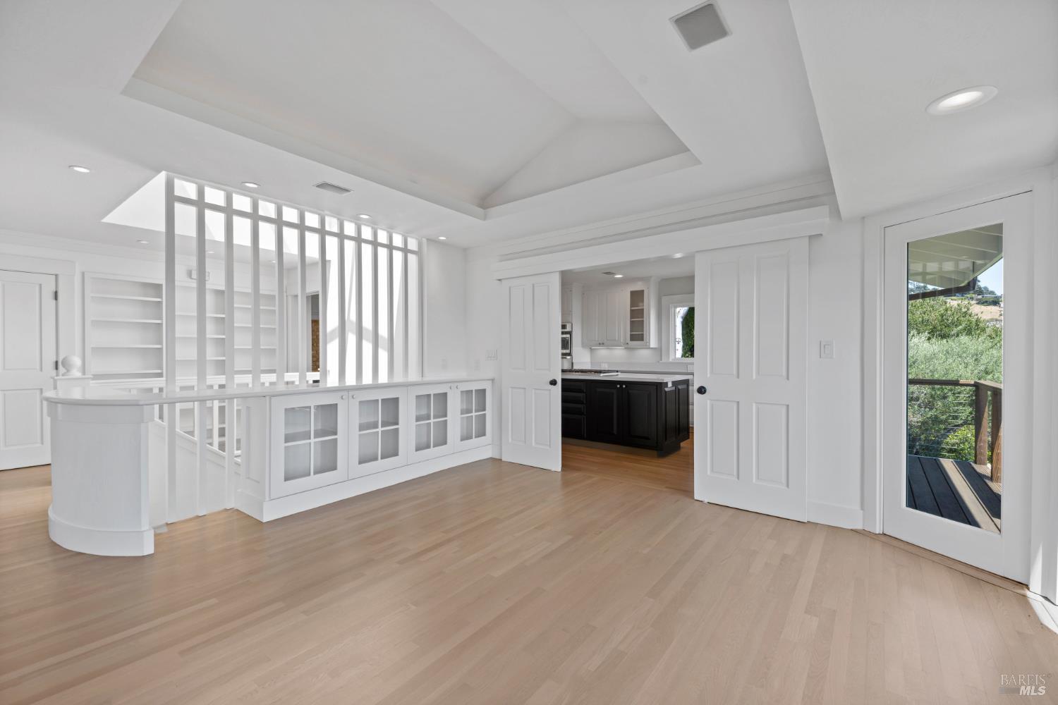 186 Stewart Dr
