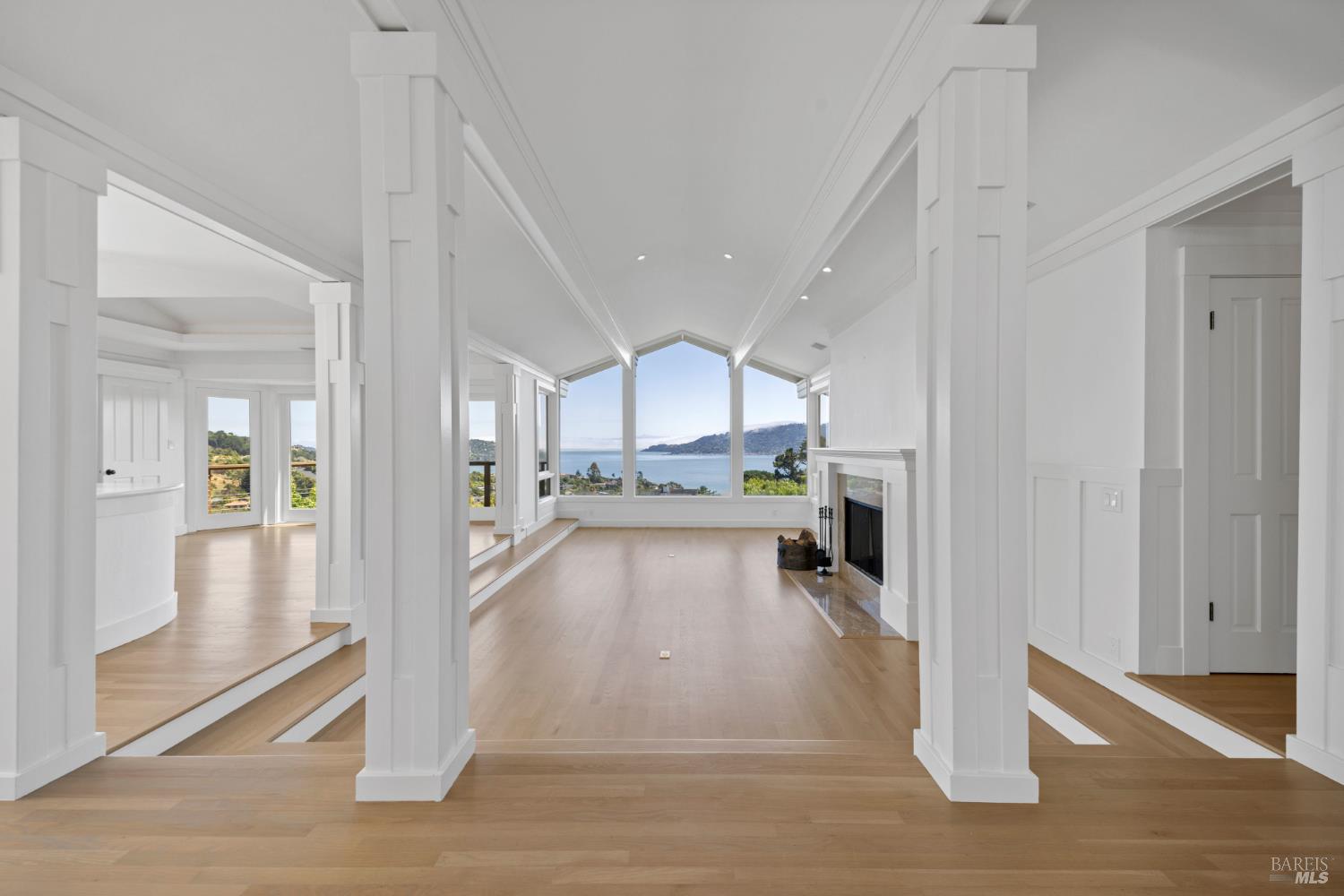 186 Stewart Dr