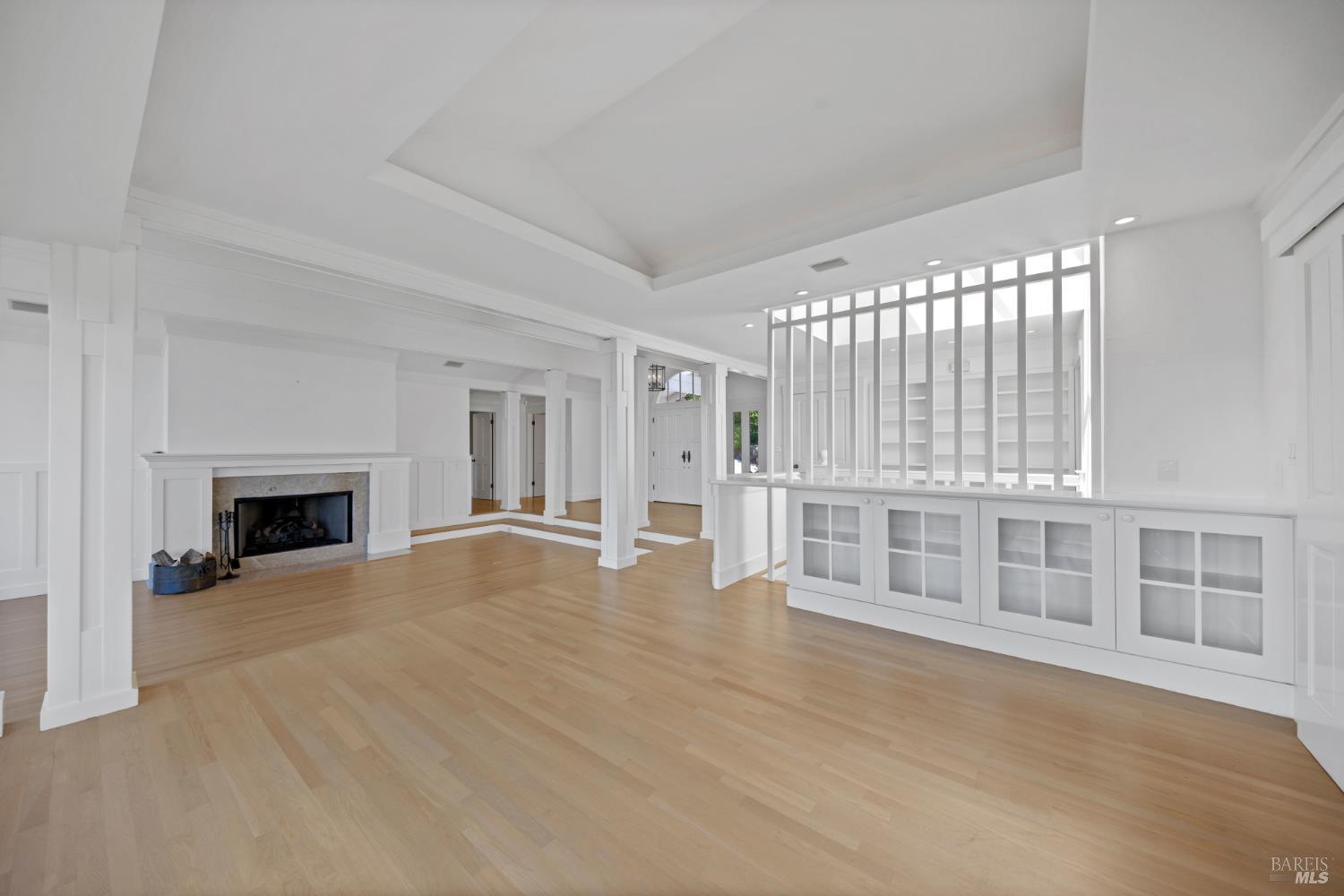 186 Stewart Dr