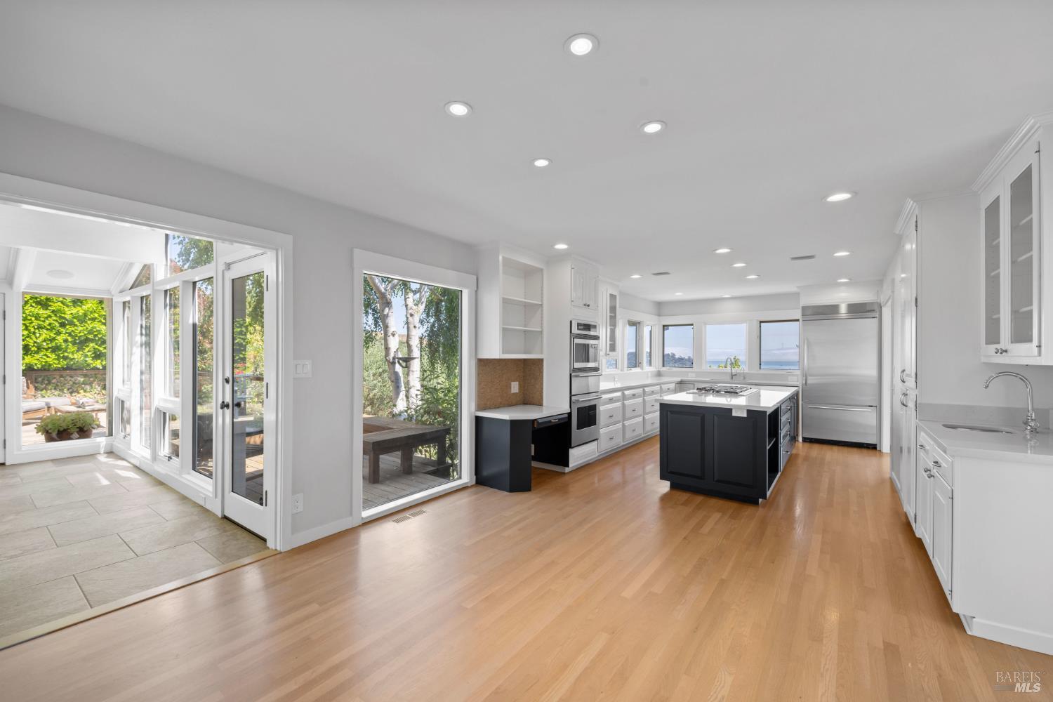186 Stewart Dr