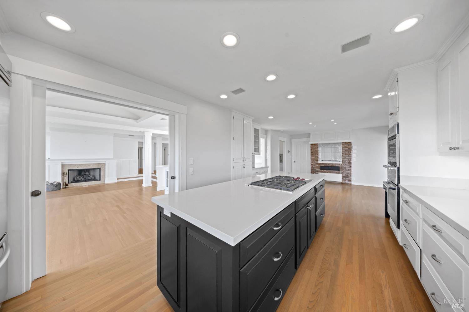 186 Stewart Dr