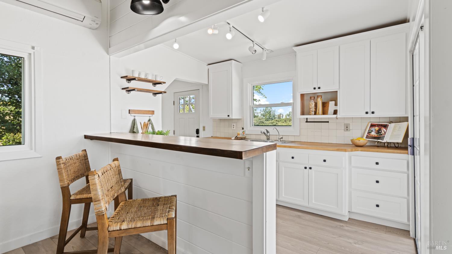 1850 Blucher Valley Road