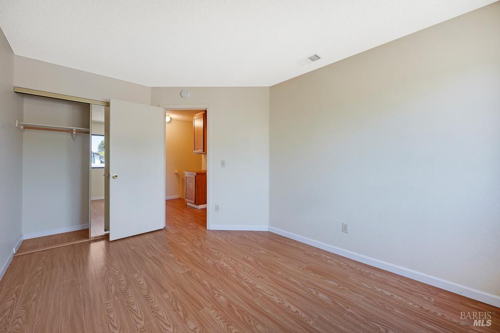 814 Milsom Pl