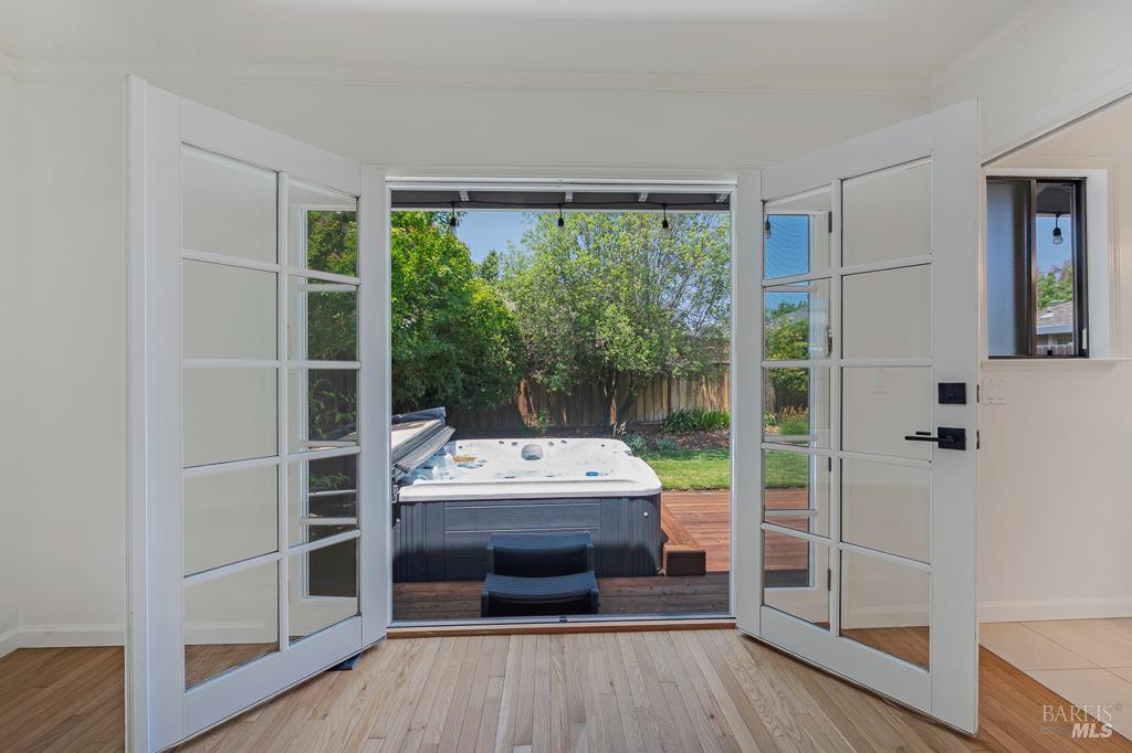 2333 Sierra Creek Cir