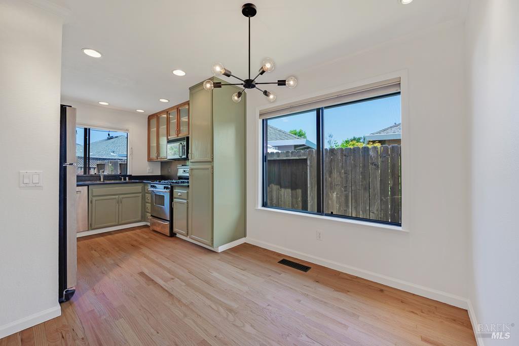 2333 Sierra Creek Cir