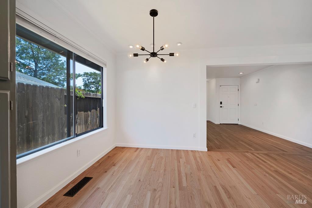 2333 Sierra Creek Cir