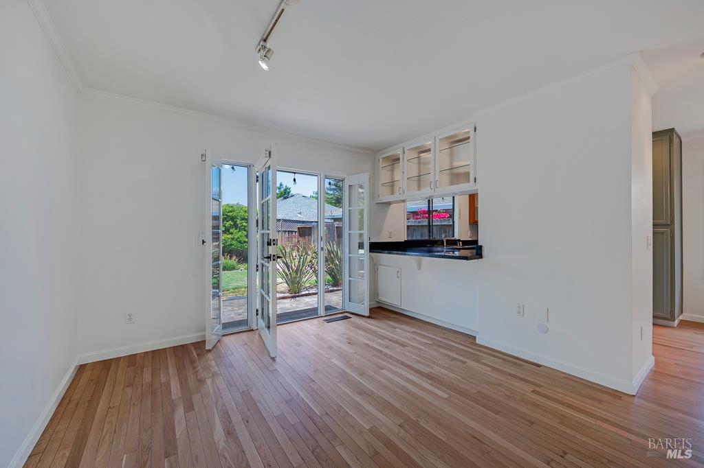 2333 Sierra Creek Cir