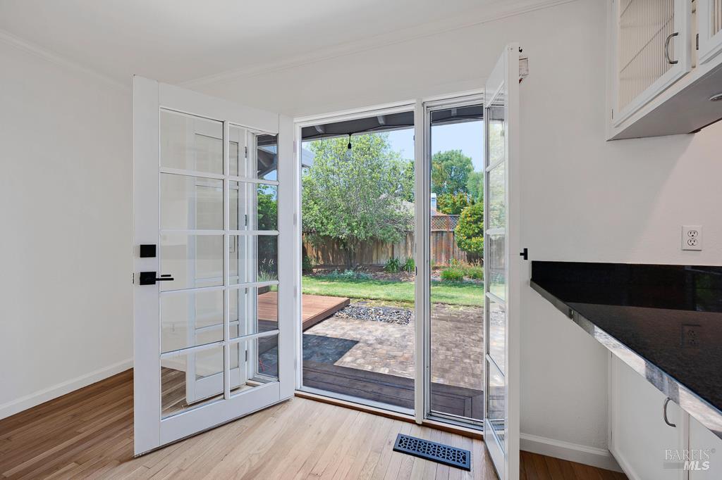 2333 Sierra Creek Cir