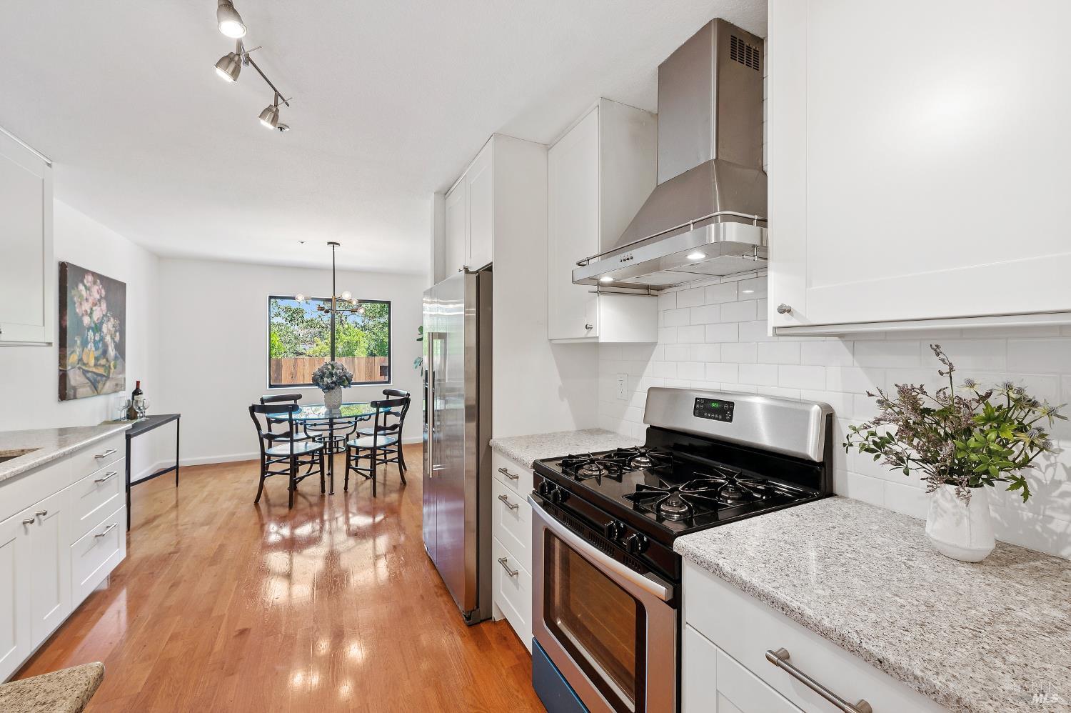 5 Briarwood Court